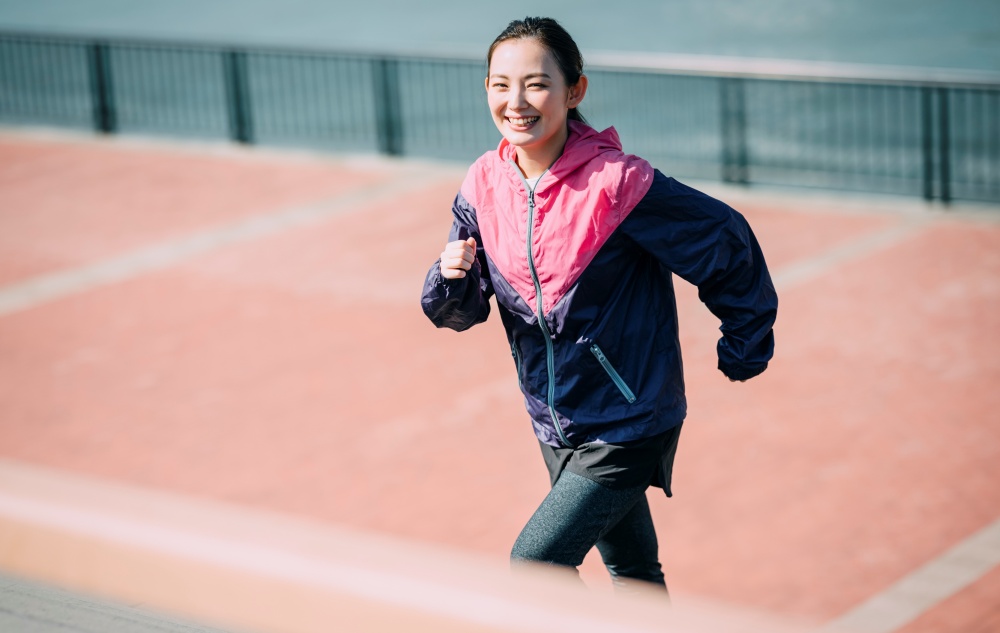 スポーツする女性